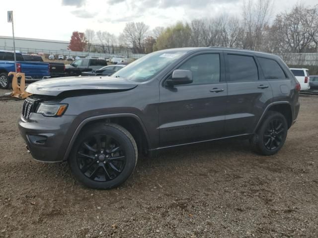 2020 Jeep Grand Cherokee Laredo