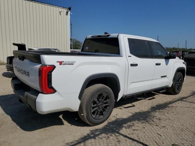 2022 Toyota Tundra Crewmax SR