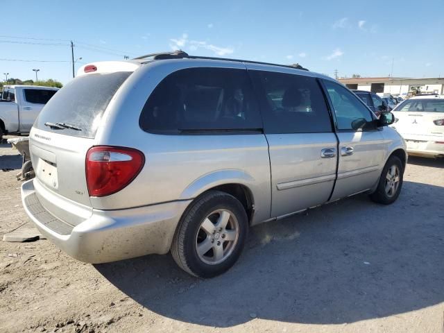 2005 Dodge Grand Caravan SXT