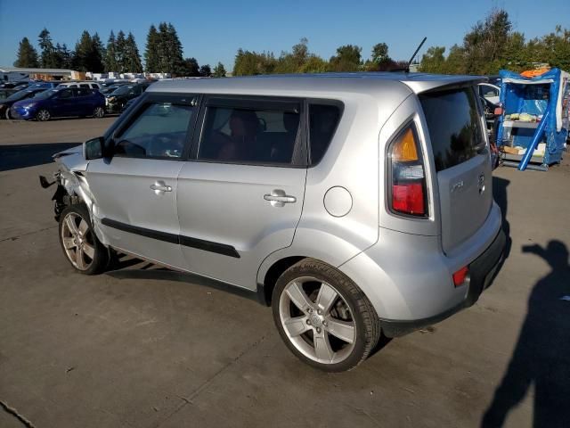 2011 KIA Soul +