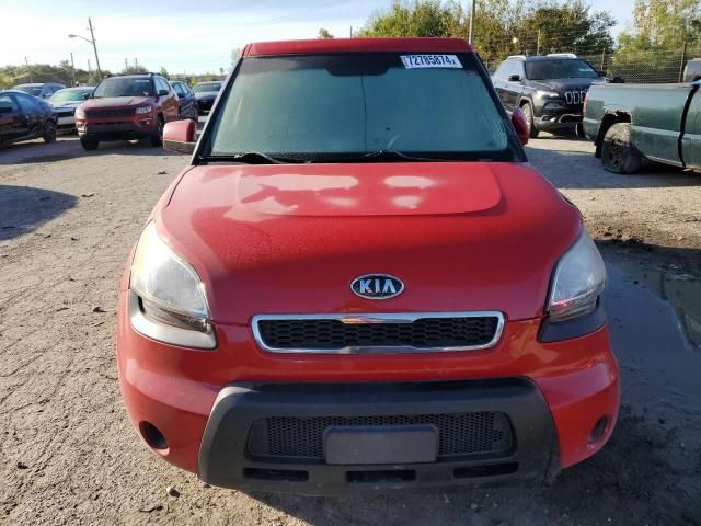 2010 KIA Soul +