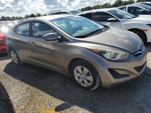 2016 Hyundai Elantra SE