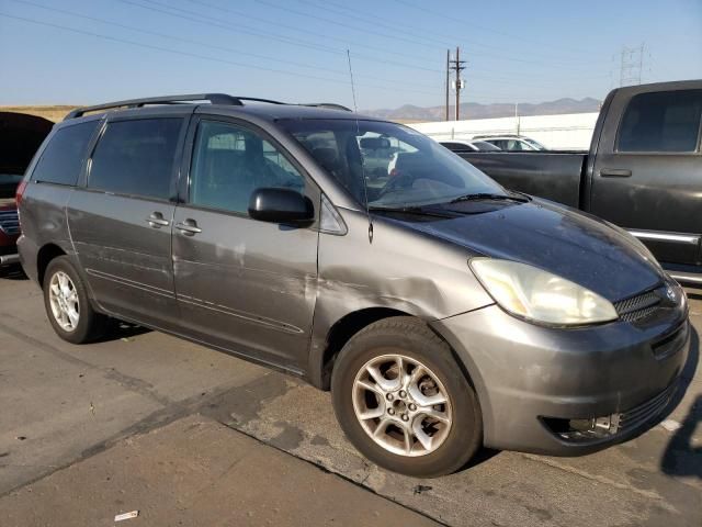 2005 Toyota Sienna LE