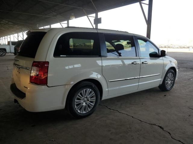 2013 Chrysler Town & Country Limited