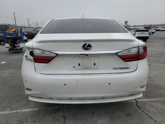 2016 Lexus ES 300H