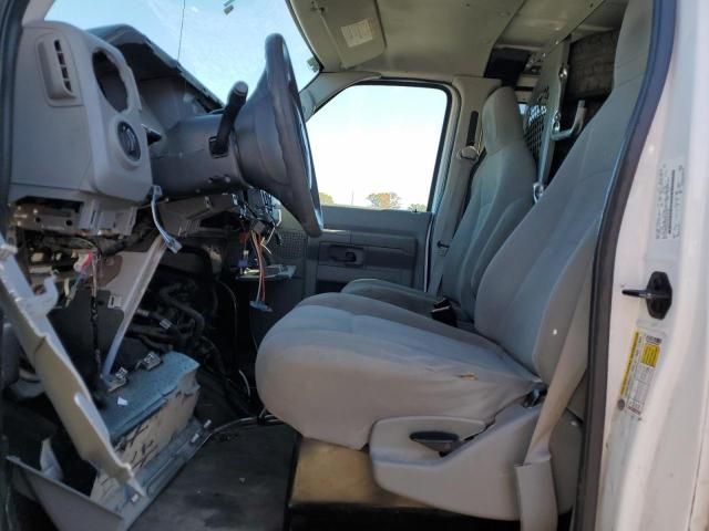 2013 Ford Econoline E250 Van