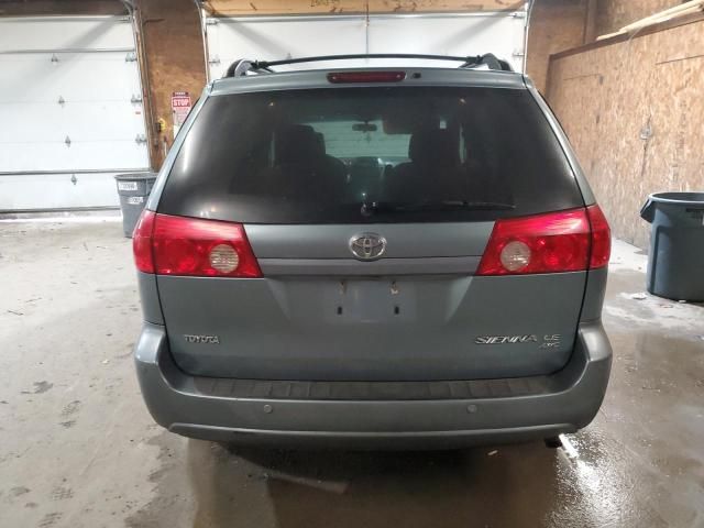 2008 Toyota Sienna LE