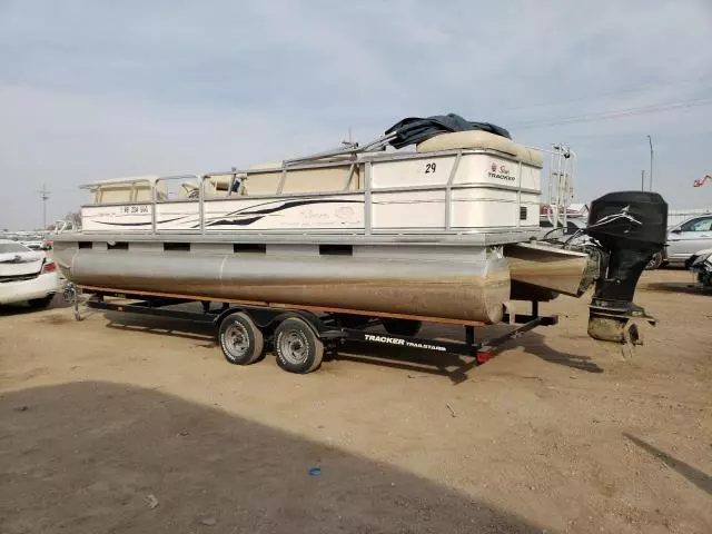 2005 Suntracker Boat With Trailer