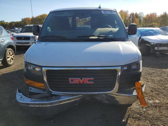 2022 GMC Savana G2500