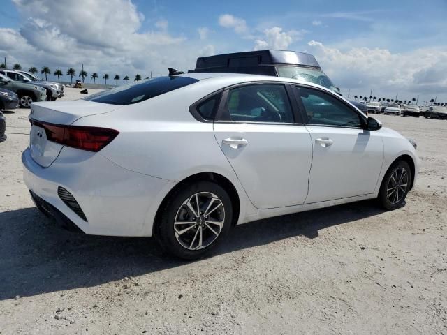 2023 KIA Forte LX