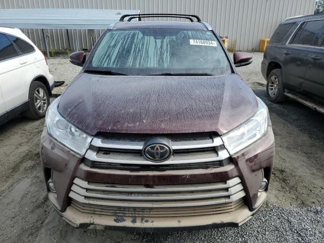 2019 Toyota Highlander SE