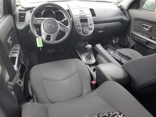 2011 KIA Soul +