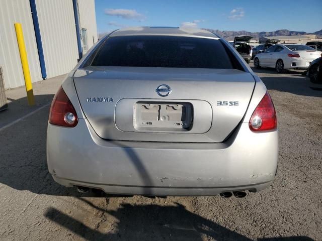 2004 Nissan Maxima SE