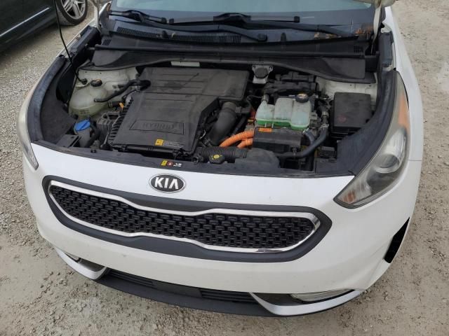 2017 KIA Niro FE