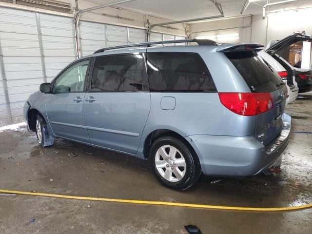 2006 Toyota Sienna CE