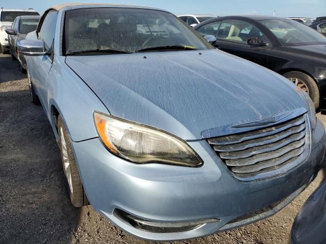 2013 Chrysler 200 Limited