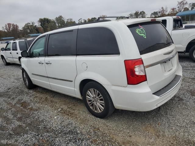 2014 Chrysler Town & Country Touring L