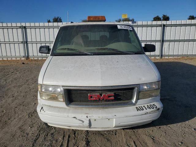 2000 GMC Safari XT