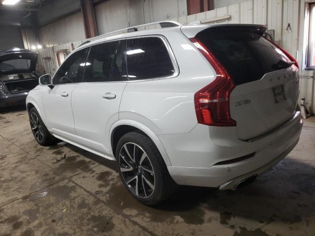 2019 Volvo XC90 T6 Momentum