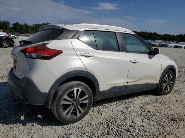 2020 Nissan Kicks SV