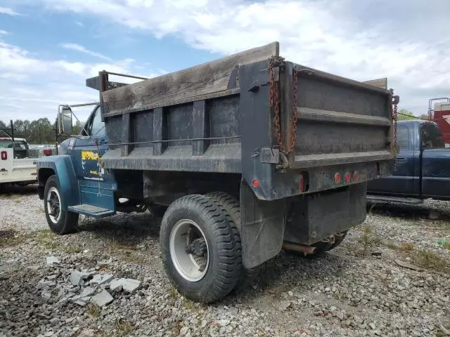 1985 Ford F700