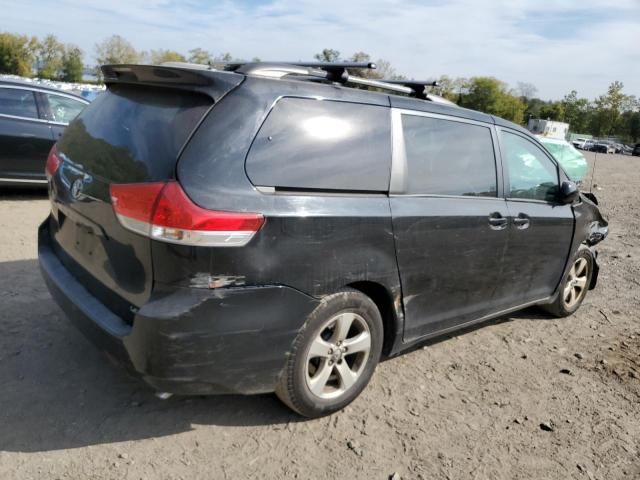 2013 Toyota Sienna LE