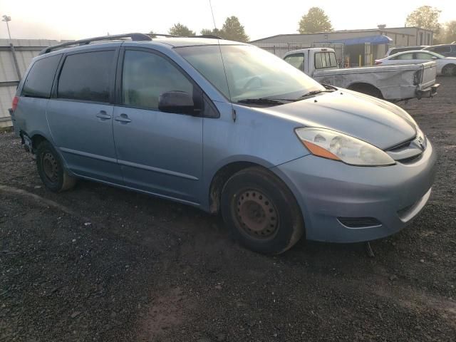 2006 Toyota Sienna CE