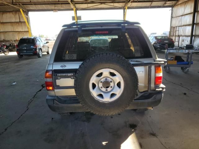 1996 Nissan Pathfinder LE