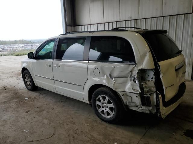 2010 Chrysler Town & Country Touring