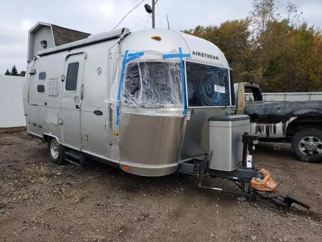 2007 Airstream Trailer