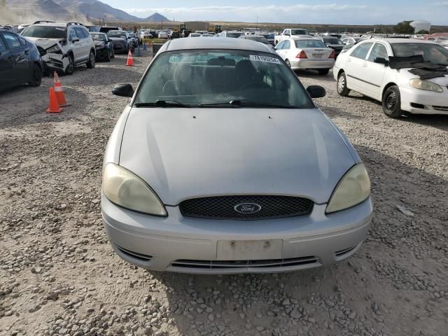 2005 Ford Taurus SE