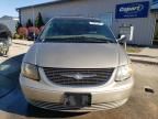 2004 Chrysler Town & Country LX