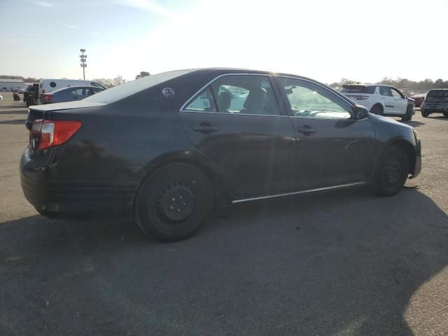 2014 Toyota Camry Hybrid