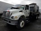 2005 International 7000 7400