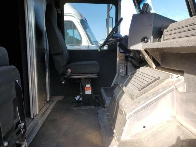 2020 Freightliner Chassis M Line WALK-IN Van