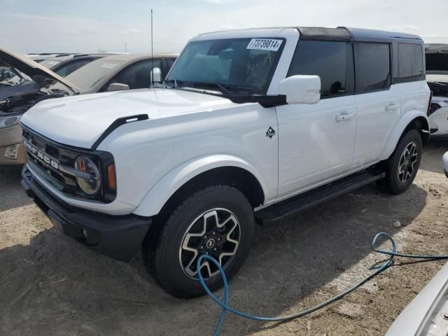 2024 Ford Bronco Outer Banks