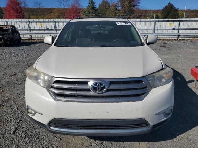 2013 Toyota Highlander Base