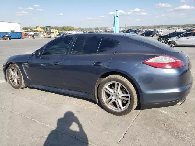 2012 Porsche Panamera 2