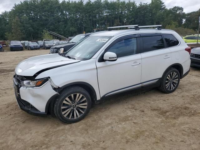 2020 Mitsubishi Outlander SE