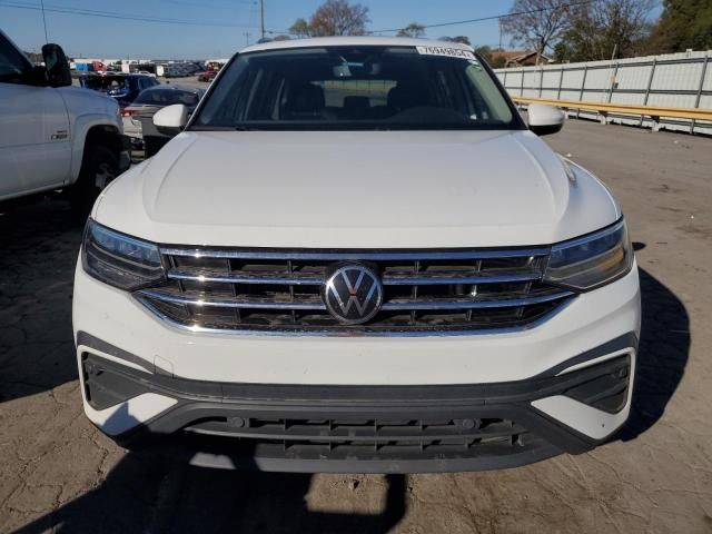 2022 Volkswagen Tiguan SE