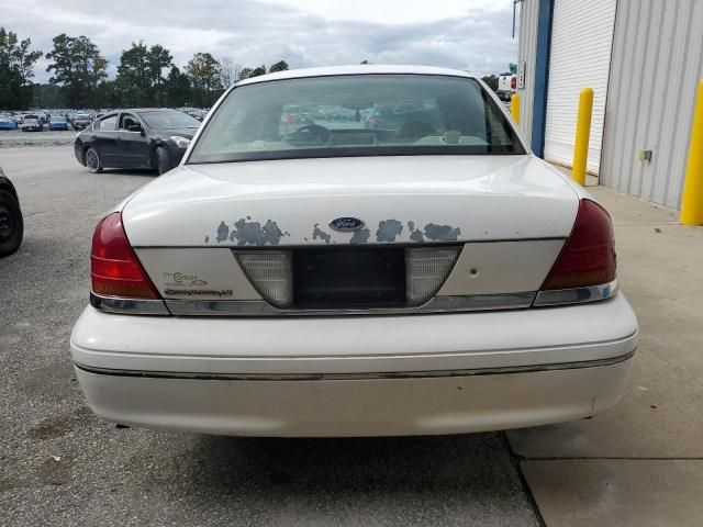 2001 Ford Crown Victoria LX