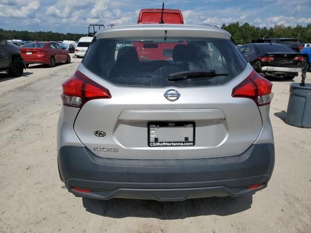 2019 Nissan Kicks S