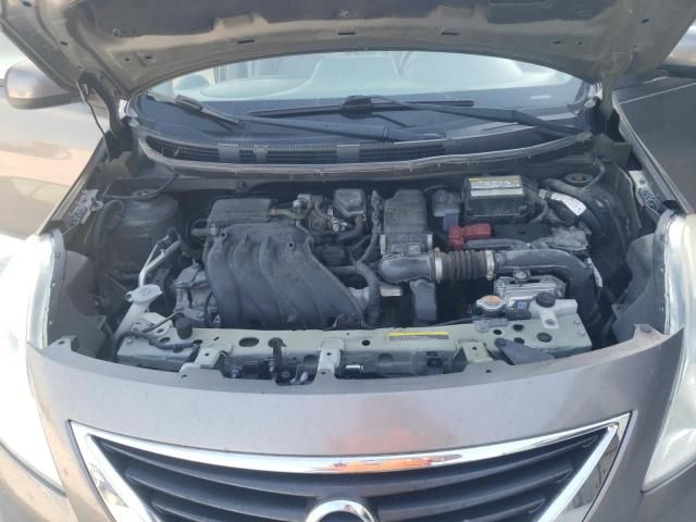 2014 Nissan Versa S