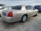 2005 Lincoln Town Car Signature Limited