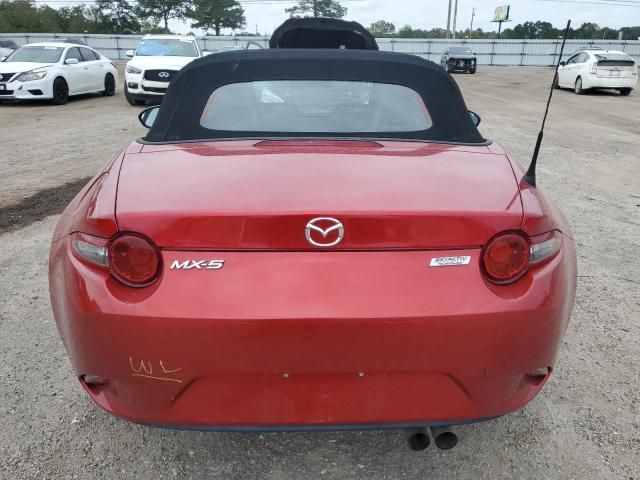 2016 Mazda MX-5 Miata Sport