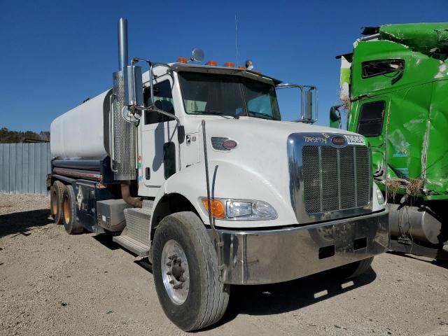 2012 Peterbilt 348