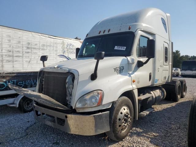 2016 Freightliner Cascadia 125