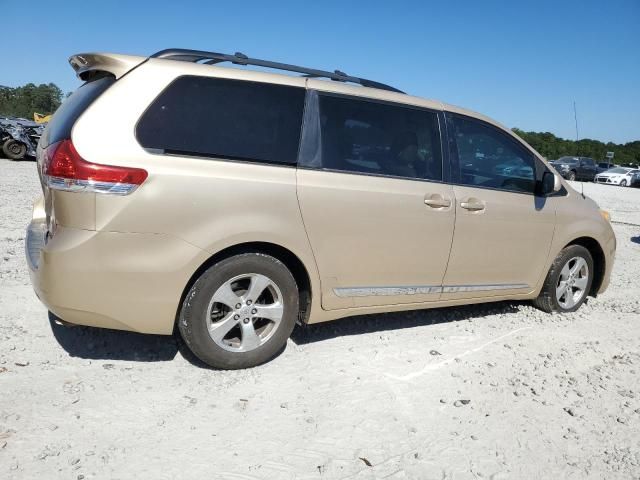 2012 Toyota Sienna LE