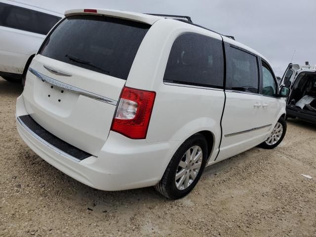 2013 Chrysler Town & Country Touring