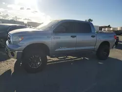 2011 Toyota Tundra Crewmax SR5 en venta en Martinez, CA